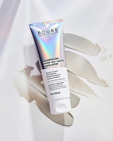 This gentle exfoliating treatment sloughs away dead skin and purges impurities for a skin refining treatment.
