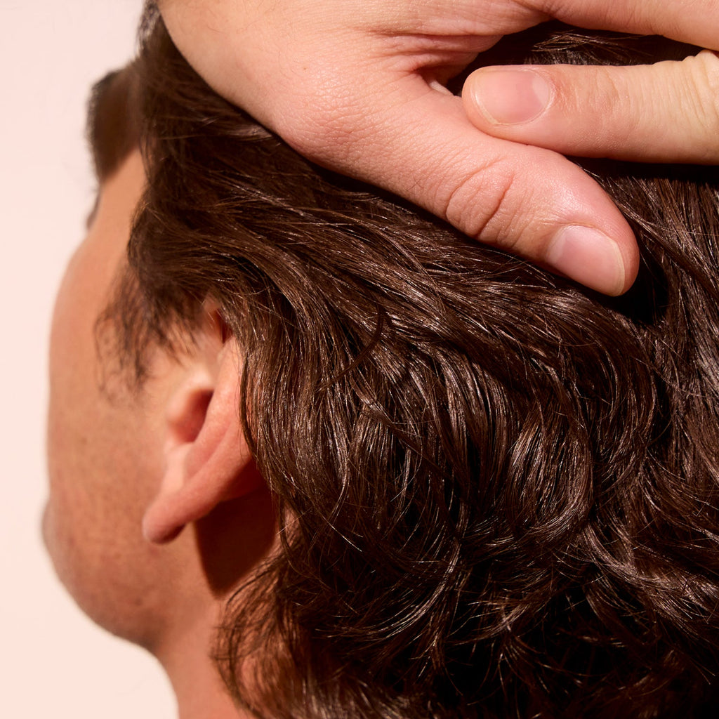 8 Signs Your Hair Needs Clarifying Shampoo (It's Not Just for Oily Hair)