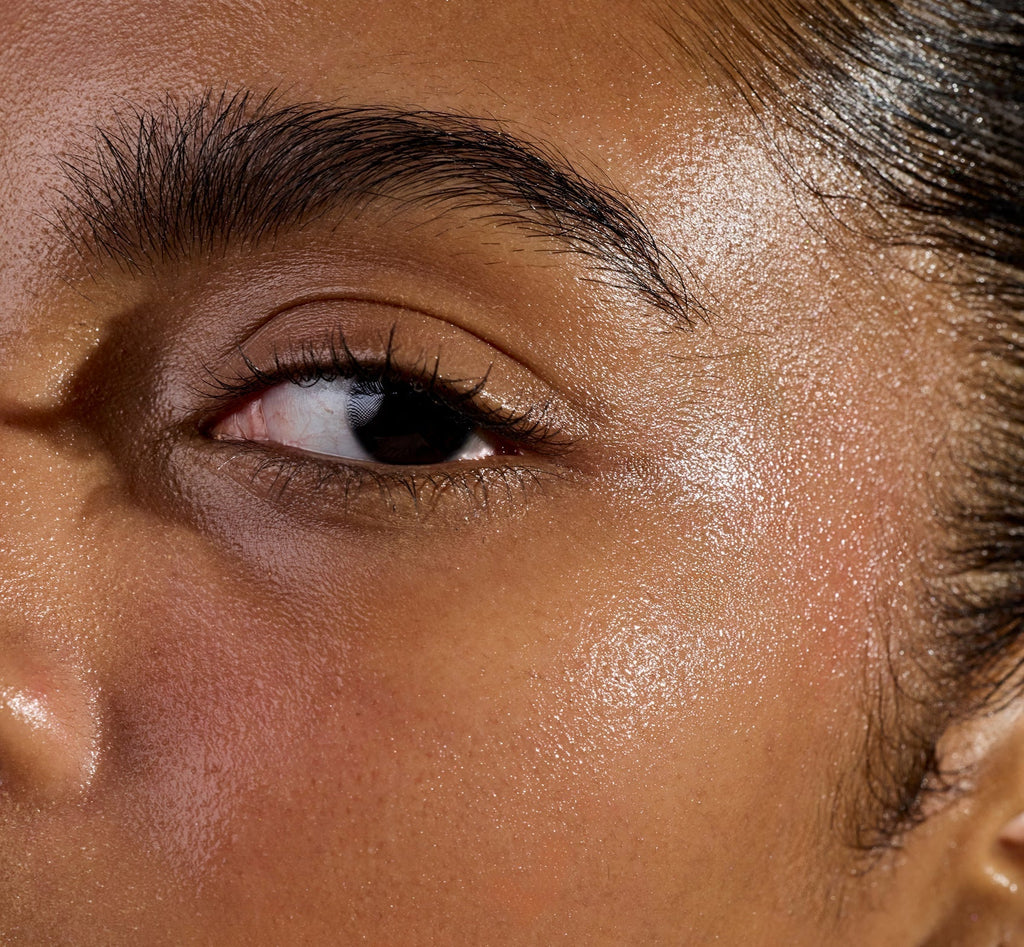 Hydration vs Oil: What Your Skin Actually Needs in Heat