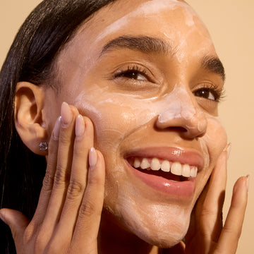 A restorative nighttime duo that hydrates, brightens, and renews skin while you sleep — so you wake up glowing.